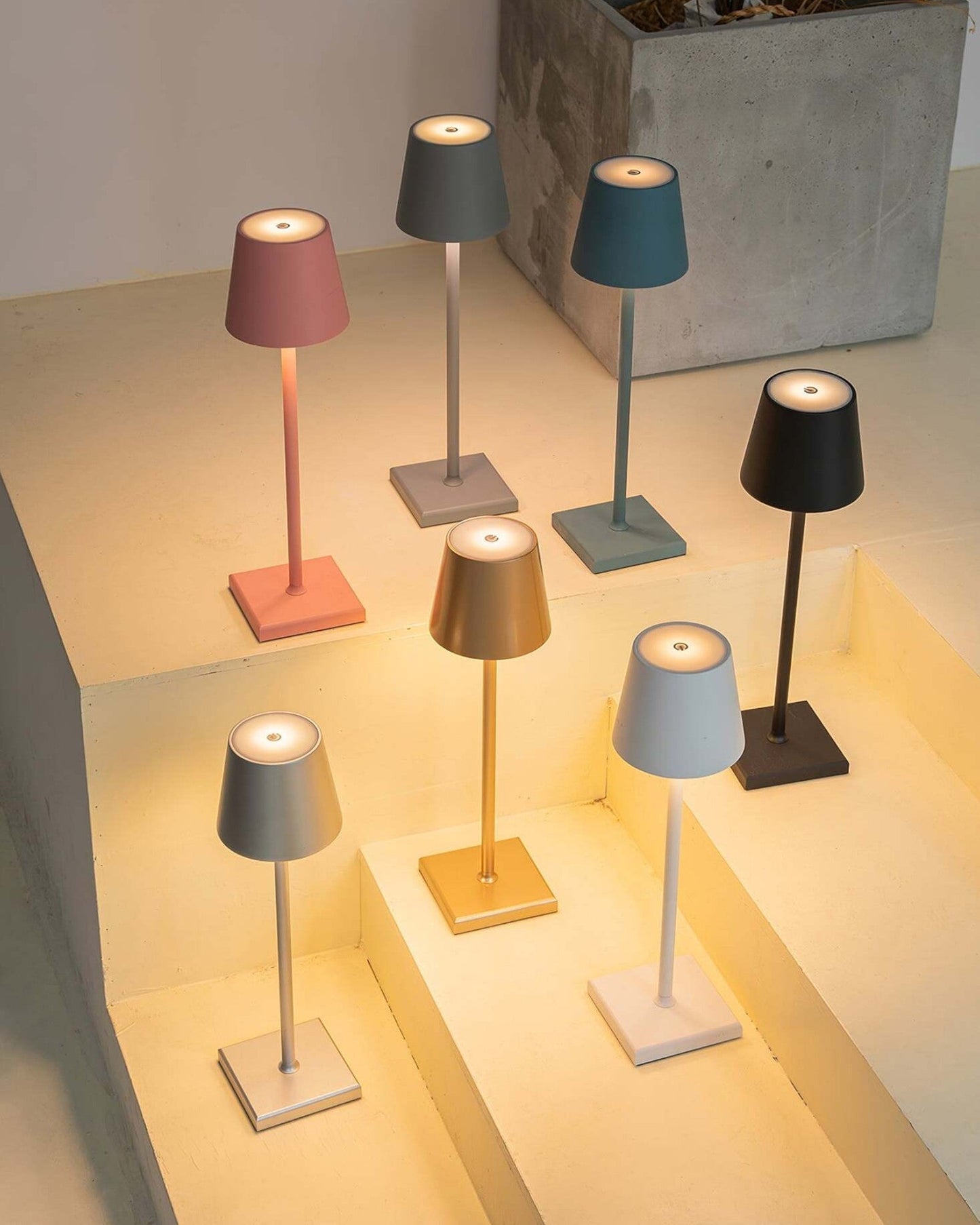 LED Table Lamp with 3-Colour Touch Control and USB Charging BUENTA